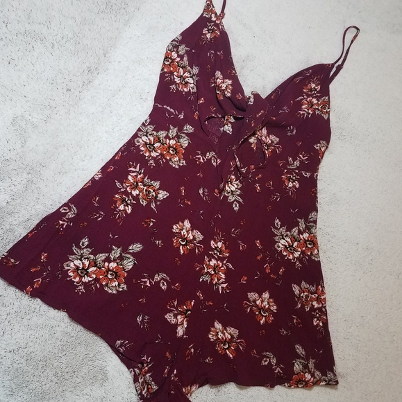Floral Tie Front Romper - Picture 1 of 6